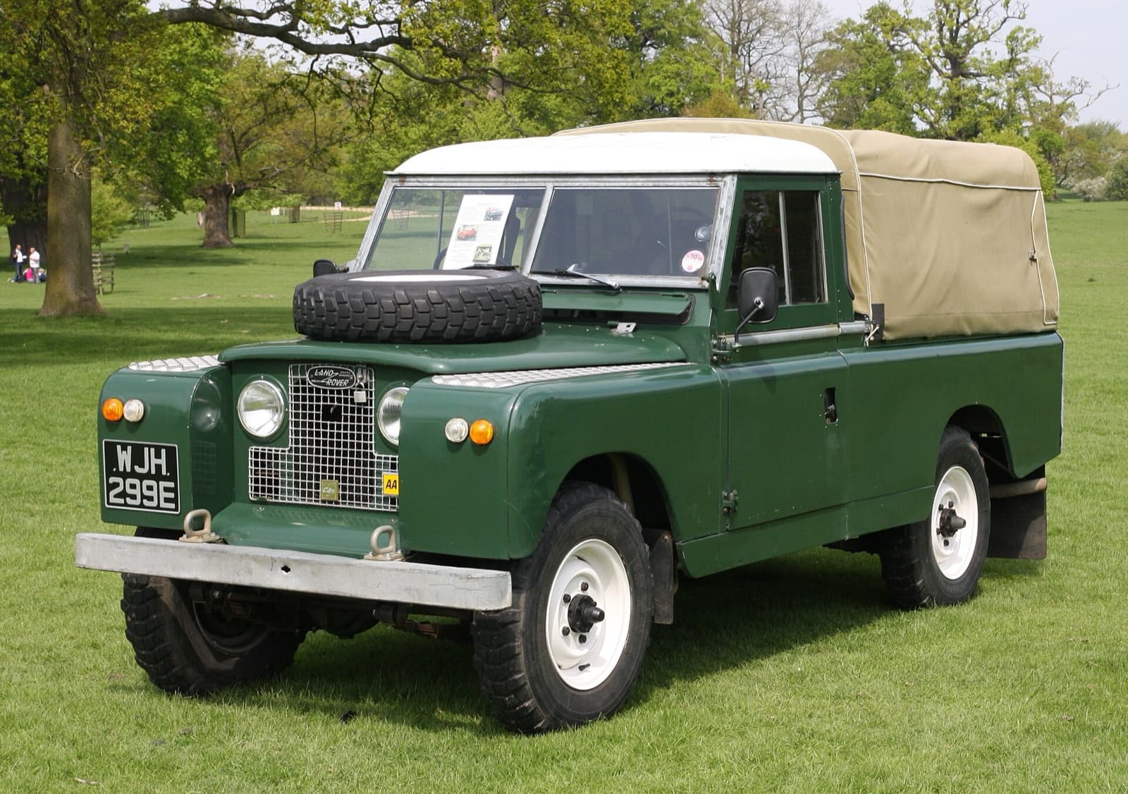Land Rover Series IIA 88, 1968