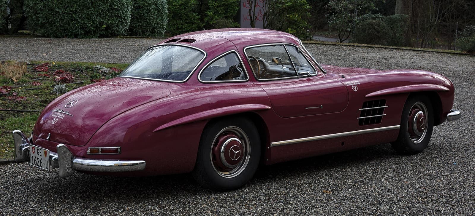 Mercedes-Benz 300 SL Alas de Gaviota, vista lateral