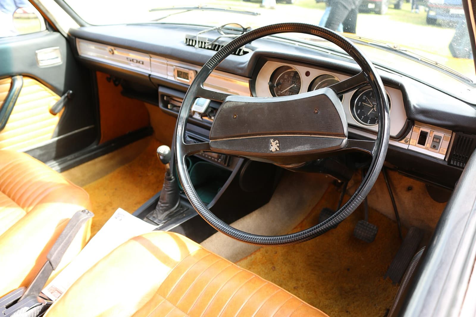 Peugeot 504, detalle